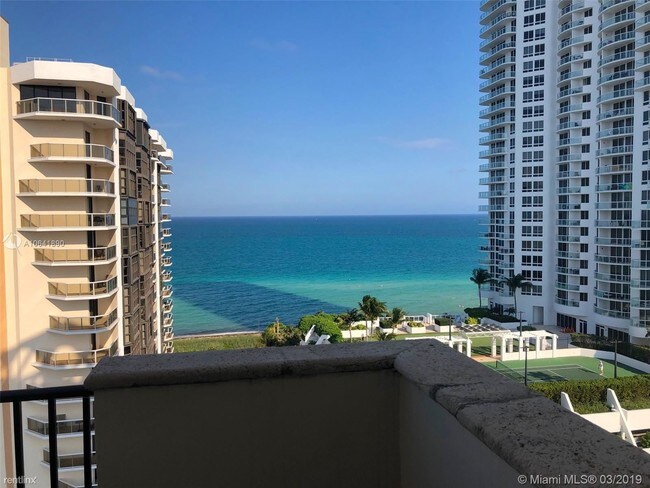 Building Photo - 2 br, 2 bath  - Florida Tower Condo