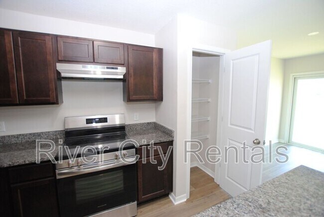 Foto del edificio - 6541 Sweetbay Ln