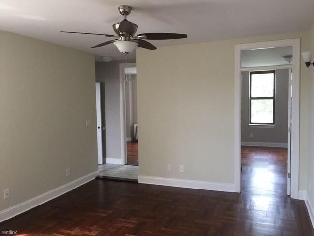 Foto del edificio - 4017 70th St