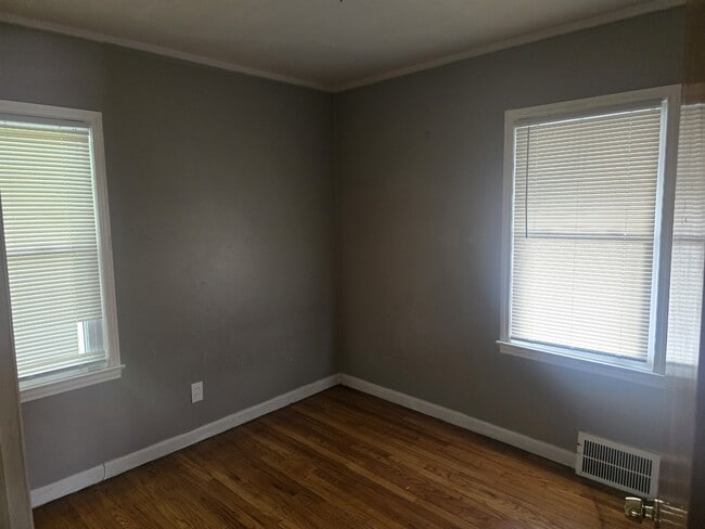 Foto del edificio - 19404 Kenosha St