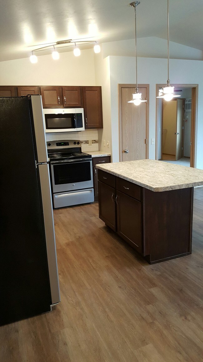 Foto del edificio - 4320 N Lightning Dr