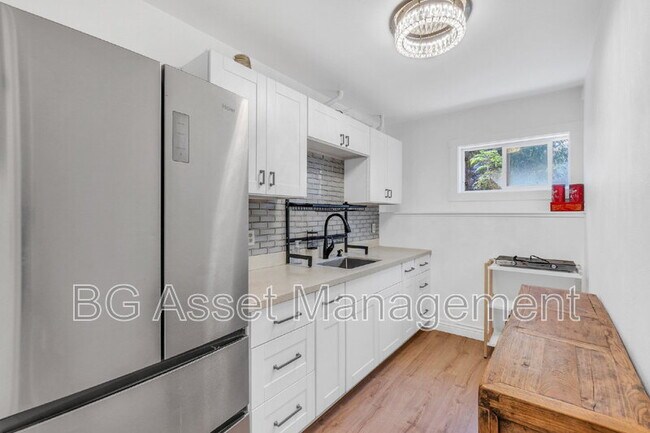 Foto del edificio - 981 Castle Rock Rd