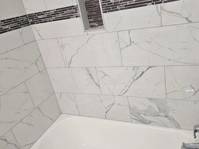 Building Photo - 5109 Arbutus Ave