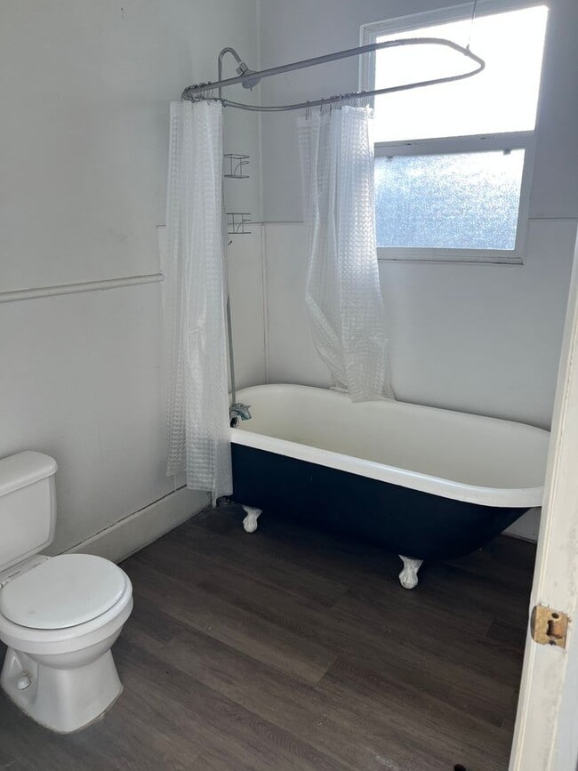 Interior Photo - 629 Main