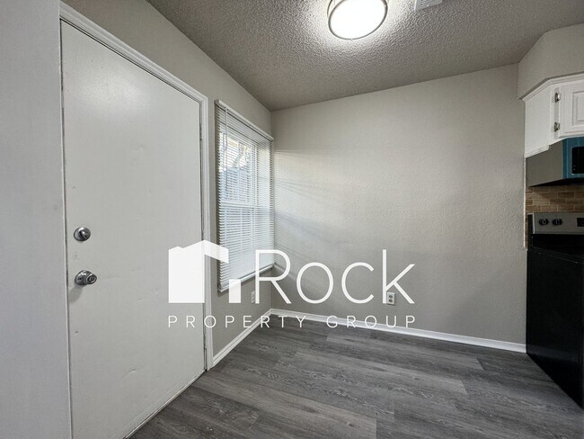 Foto del edificio - 8300 NW 10th St