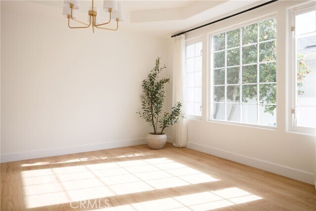 Foto del edificio - 1504 N Poinsettia Ave