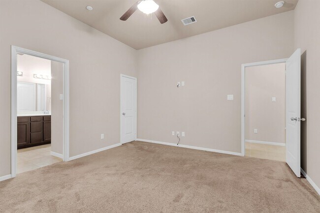 Building Photo - 9483 E Woodmark