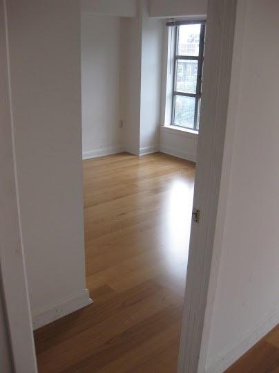 Building Photo - 931 Massachusetts Ave