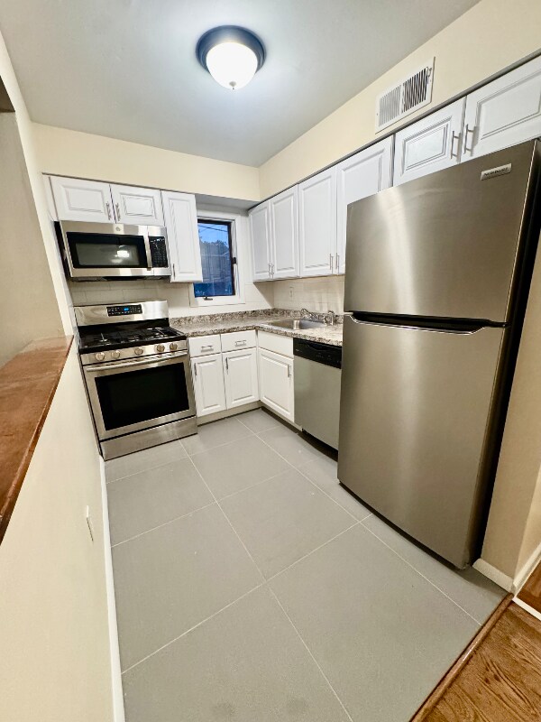 Foto del edificio - 349 Gorge Rd