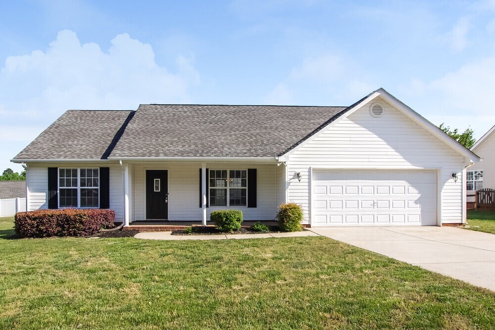 Foto principal - 1118 Landen Chase Drive