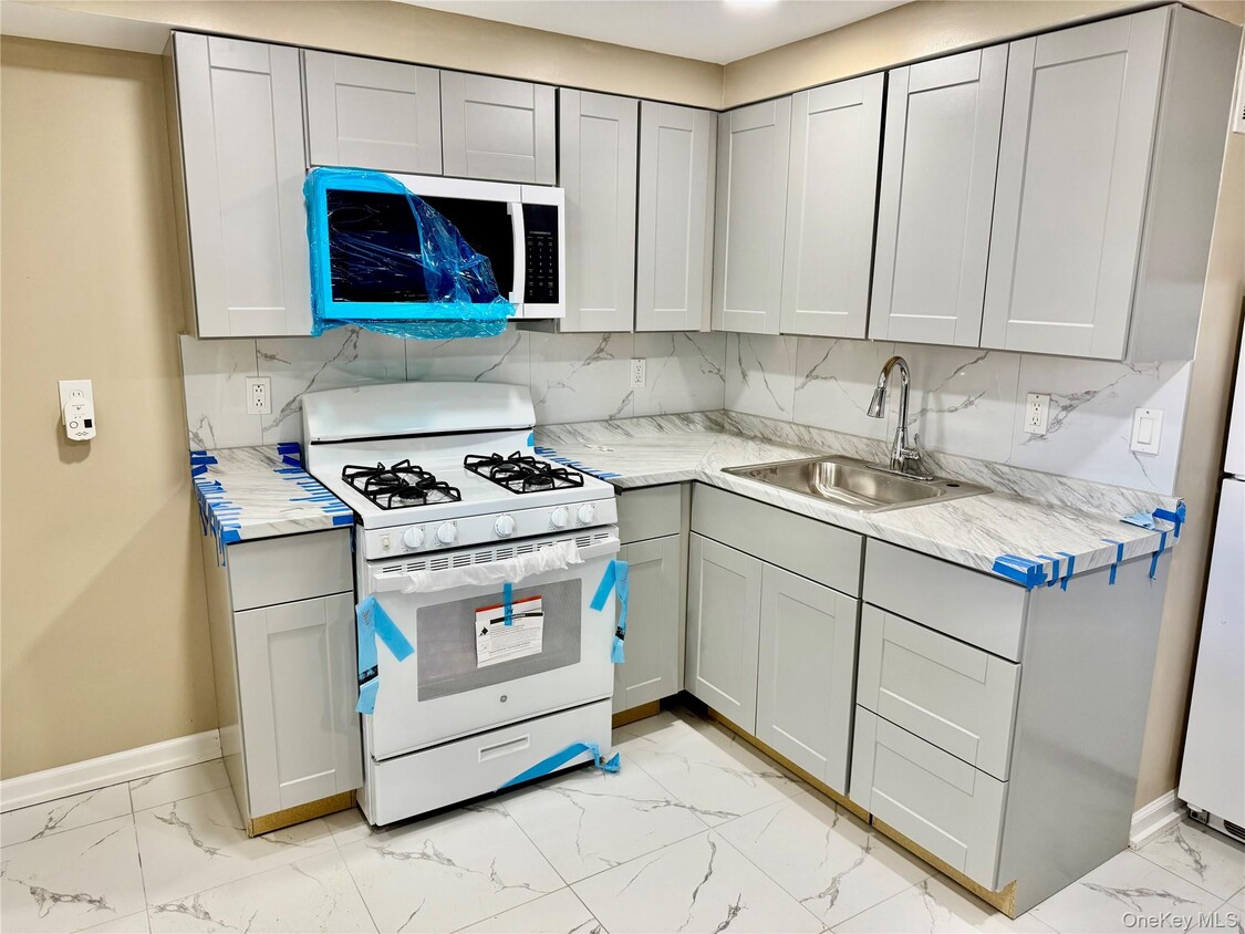 Primary Photo - 109 Harrisburg St