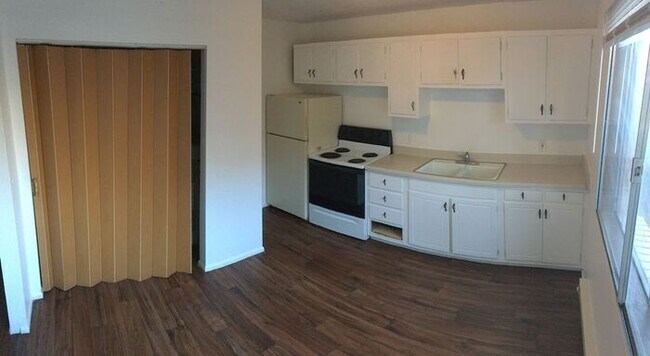 Foto del edificio - 1851 Westview Cir