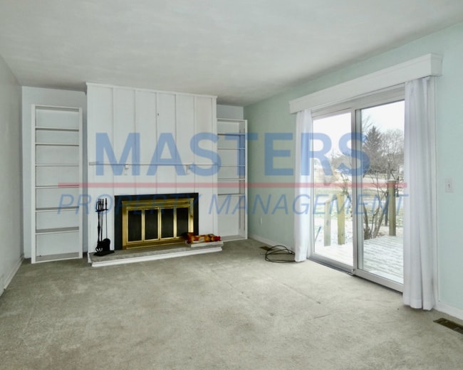 Building Photo - 160 Quail Rd