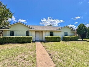 Building Photo - 1804 Serenade Ln