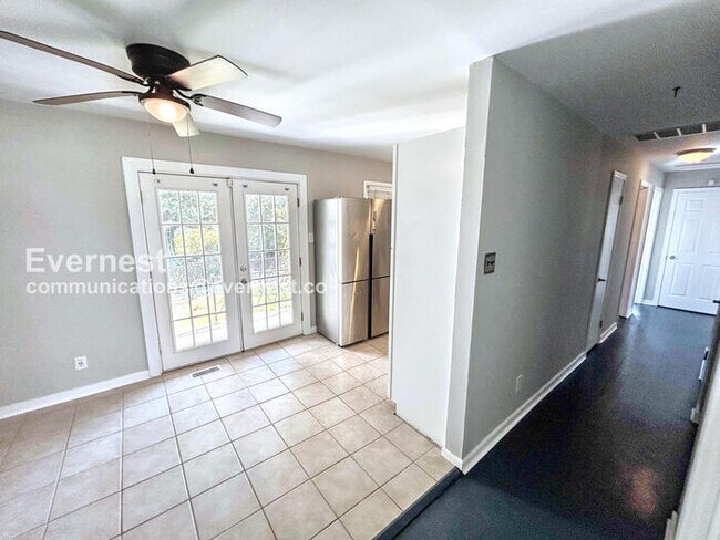 Foto del edificio - 1001 Kinney St