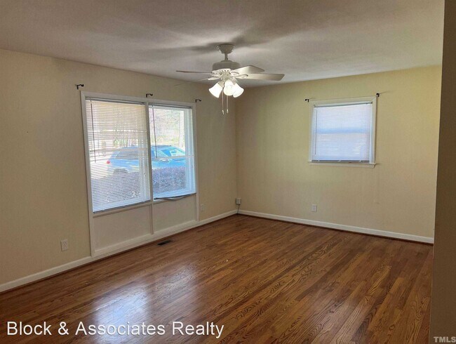 Building Photo - 3 br, 2 bath House - 207 W Boundary Street