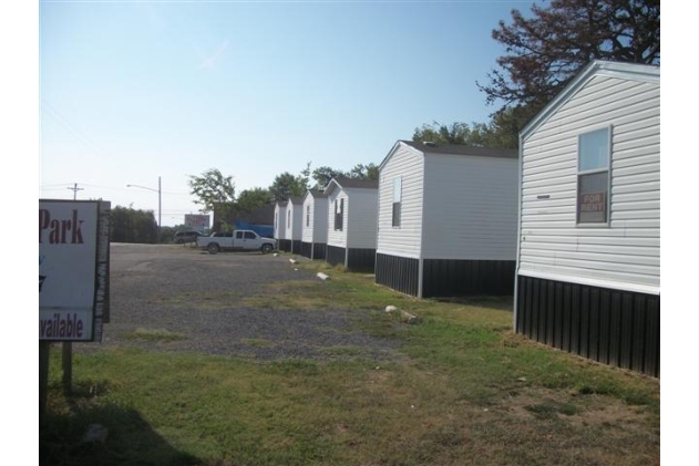 Primary Photo - B & J Mobile Home Park