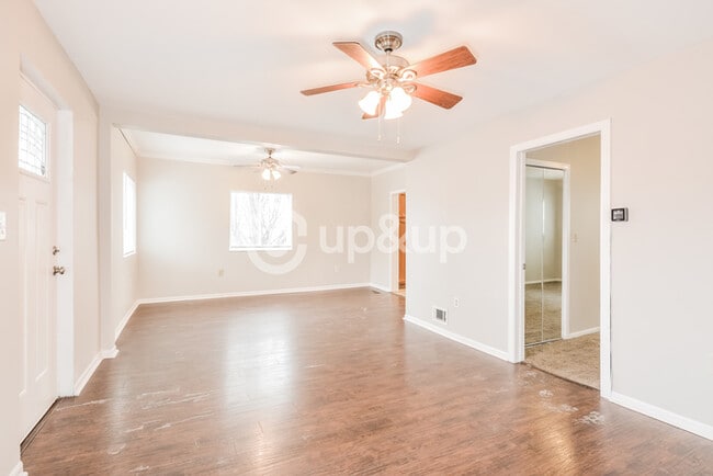 Building Photo - Fantastic 2bd/2.5ba home! Let yourself in!