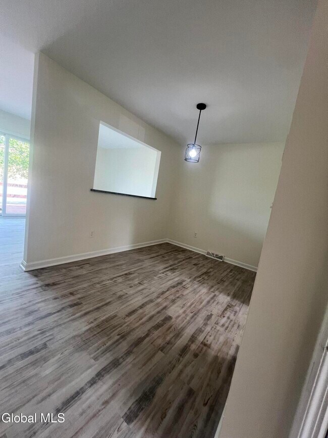 Foto del edificio - 276 Old Loudon Rd