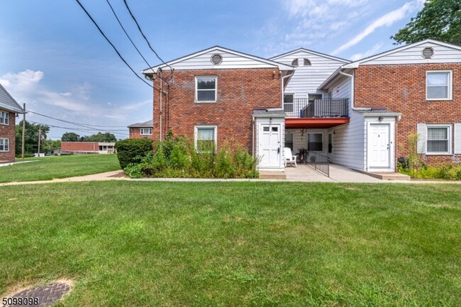 Building Photo - 680 NJ-15
