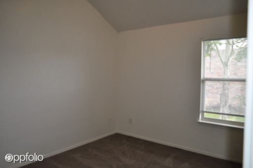 Building Photo - 4648 Bracken Dr