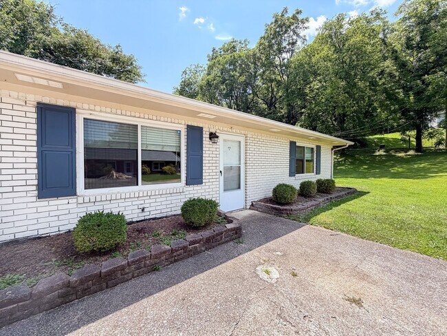 Foto del edificio - 6076 Old Dayton Pike