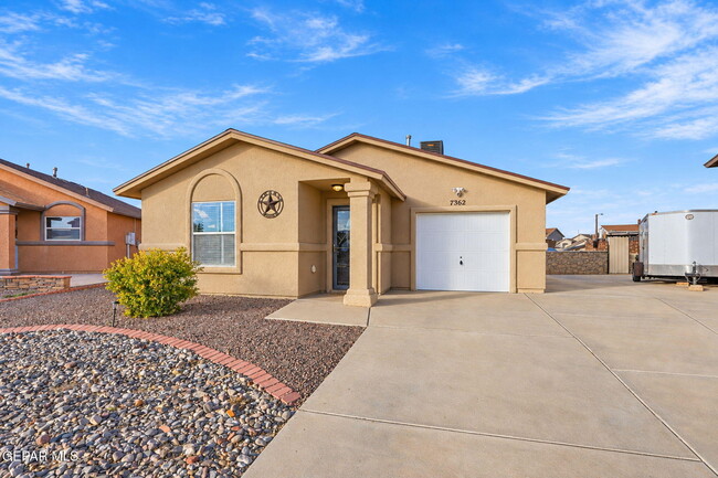 Building Photo - 7362 Mesquite Sun Ln