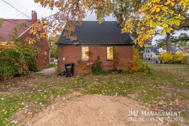 Building Photo - Welcome to this charming brick three-bedro...