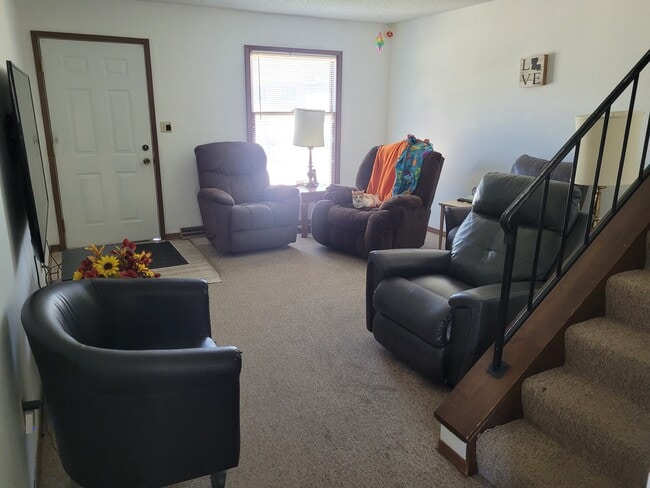 Building Photo - 4226 Spruce Hills Dr