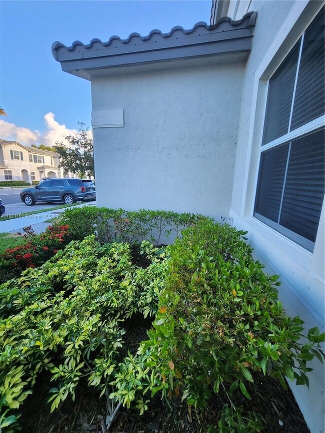 Building Photo - 1776 SE 27th Rd