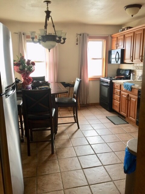 Foto del edificio - 108-18 63rd Dr