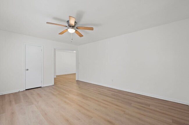 Foto del edificio - 2137 Kimberly Rd SW