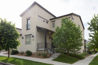 Building Photo - 15584 W Baker Ave