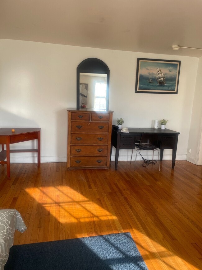 Foto del edificio - 2901 N Broom St