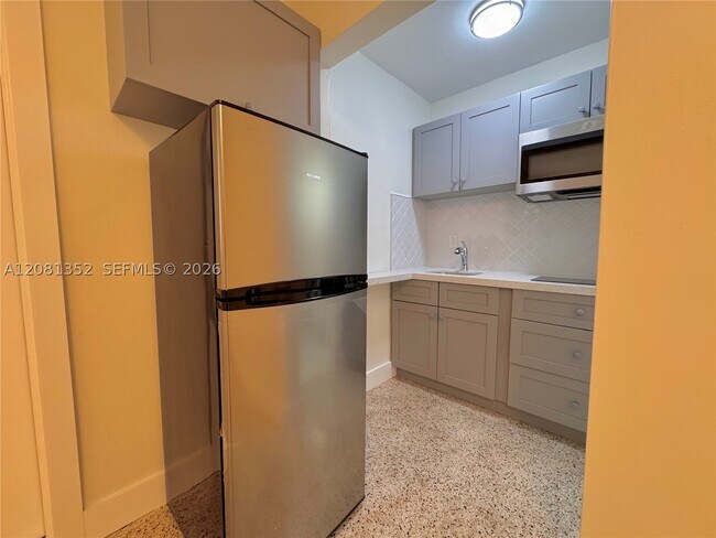 Foto del edificio - 7135 SW 22nd St