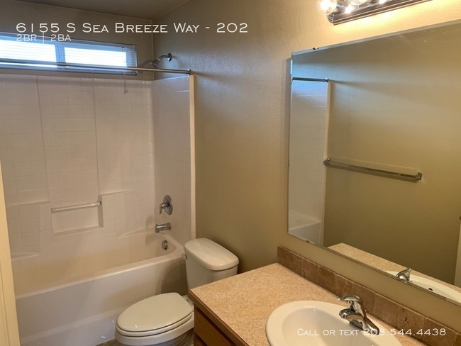 Building Photo - 6155 S Sea Breeze Way #202