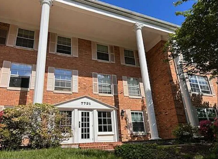 7721 Tremayne Pl Unit 103, McLean, VA 22102 Condo for Rent in McLean
