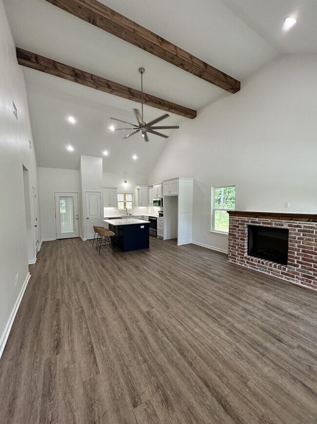 Foto del edificio - 226 Scenic Dr