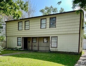 Building Photo - 1209 2nd St N