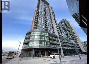 Building Photo - 108 Garment St