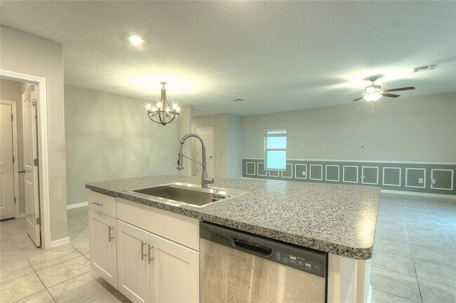 Foto del edificio - 7217 Ronnie Gardens Ct