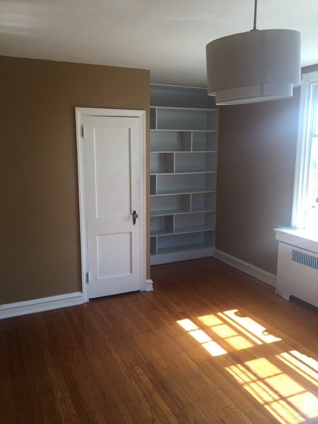 Foto principal - 4201 Robbins St