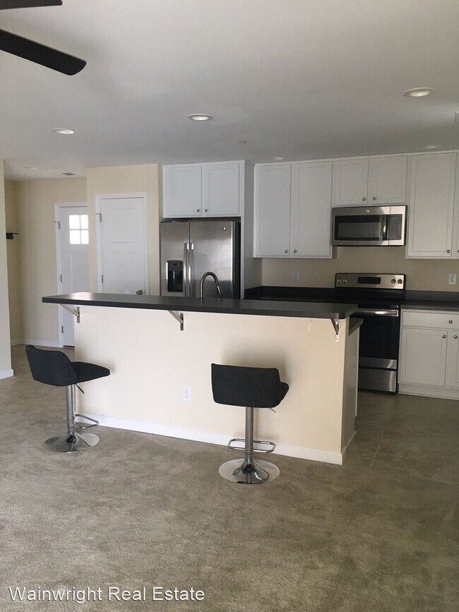 Building Photo - 2 br, 1 bath House - 1218 West Ocean View ...
