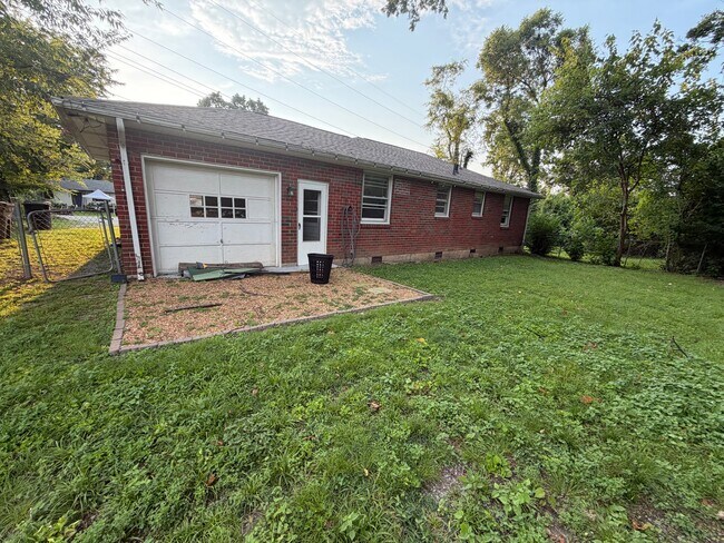 Foto del edificio - 4306 Burrus St