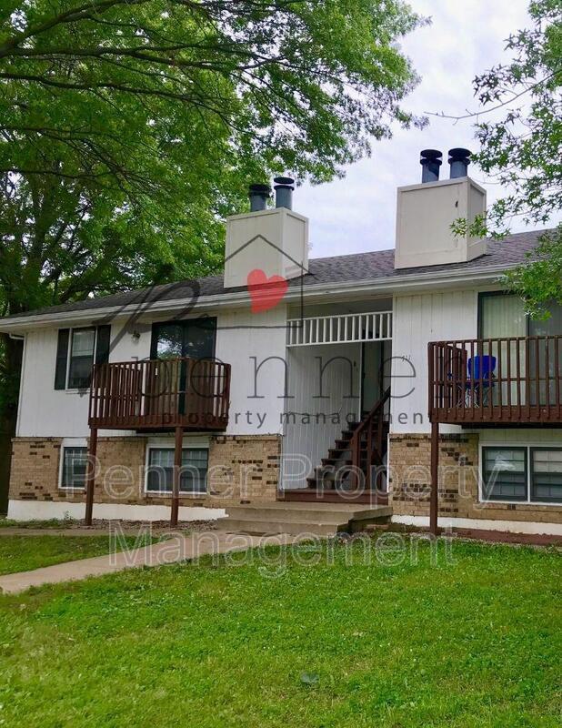 711 NE Barnes Dr, Lee's Summit, MO 64086 Condo for Rent in Lee's