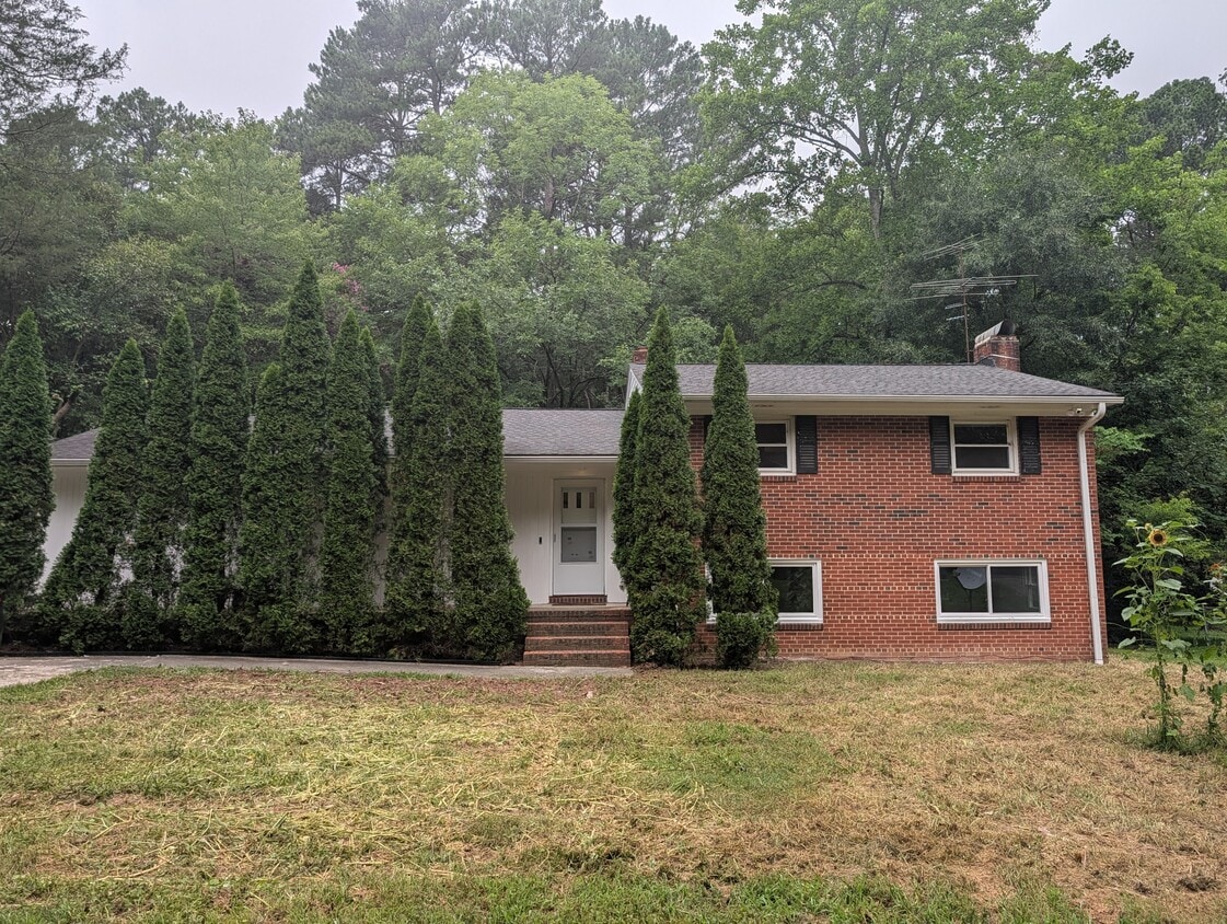 Photo - 514 Morreene Rd (Durham, NC)