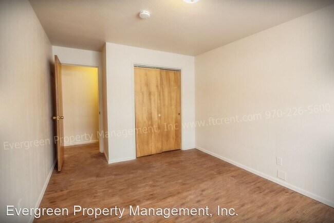 Foto del edificio - 2 br, 1 bath Apartment - 1500 12th Ave