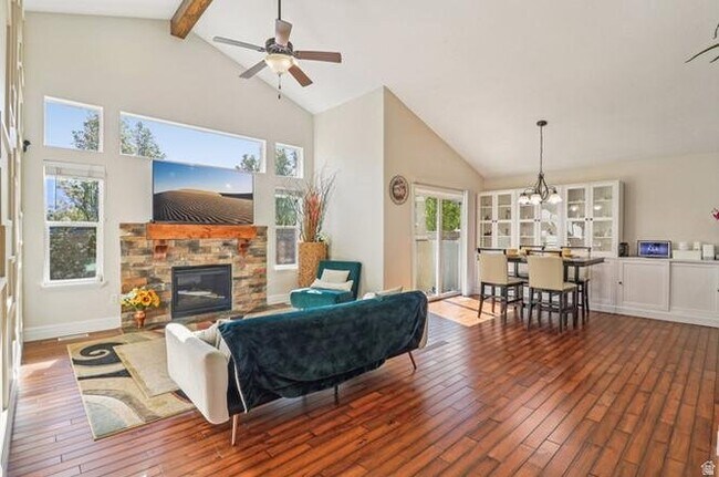Building Photo - 9239 Brighton View Dr