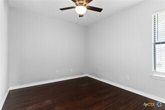 Building Photo - 2803 Diaz Dr