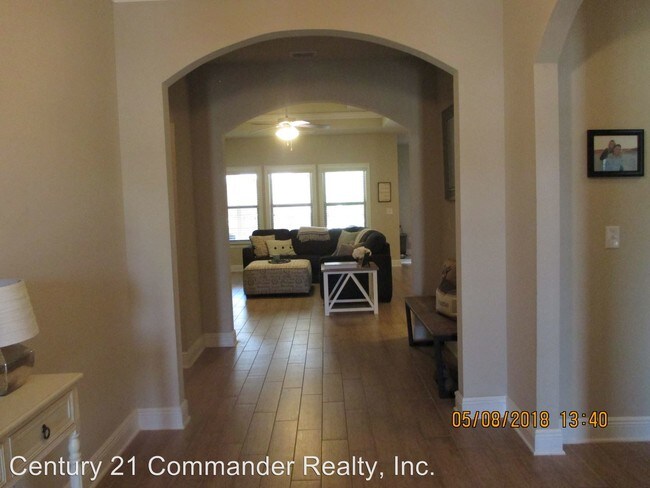 Building Photo - 3 br, 2 bath House - 5026 Pretty Way